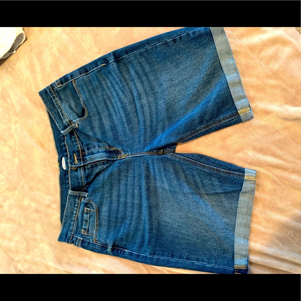 Size 12 Women’s Bermuda length Jean shorts.